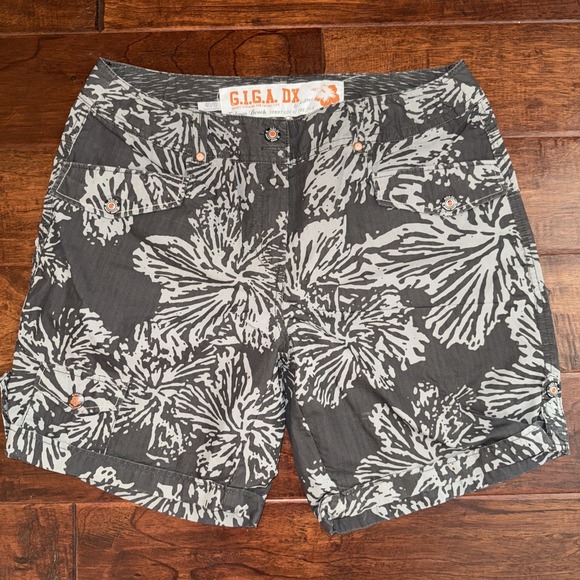 Killtec G.I.G.A DX Tobago Beach Shorts Size 10 Beach Tropical Gray EUC - Picture 1 of 6